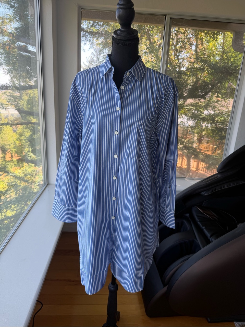NWT Alex Mill Florence Striped Shirt Dress In Poplin
Blue Ivory Stripe, Medium